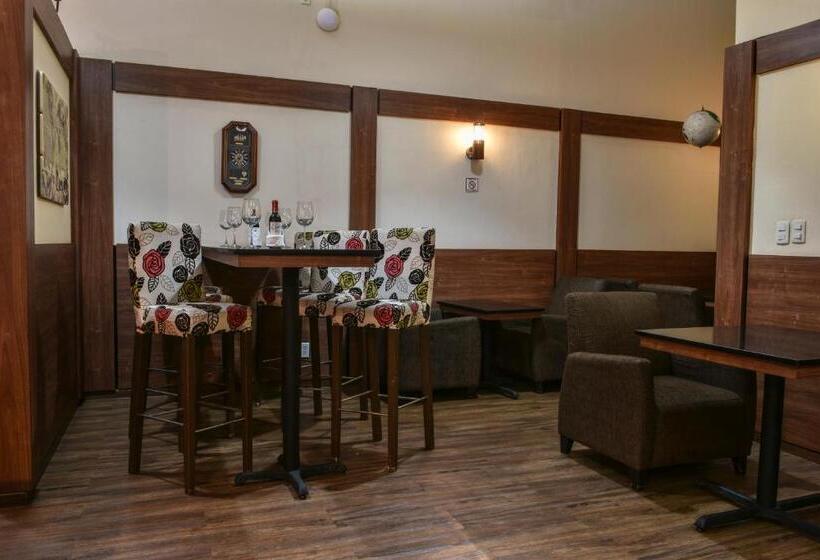 هتل Oliver Inn   Business Class