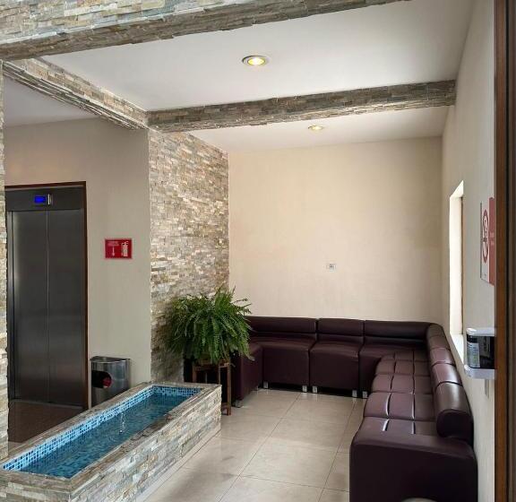 هتل Oliver Inn   Business Class