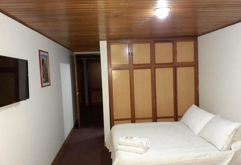 هتل Suarel Center