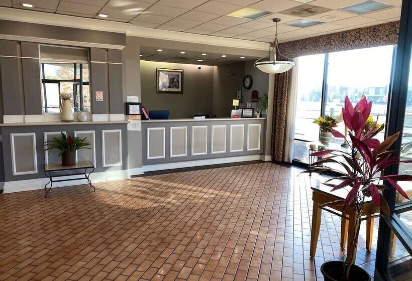 مُتل Madison Inn And Suites
