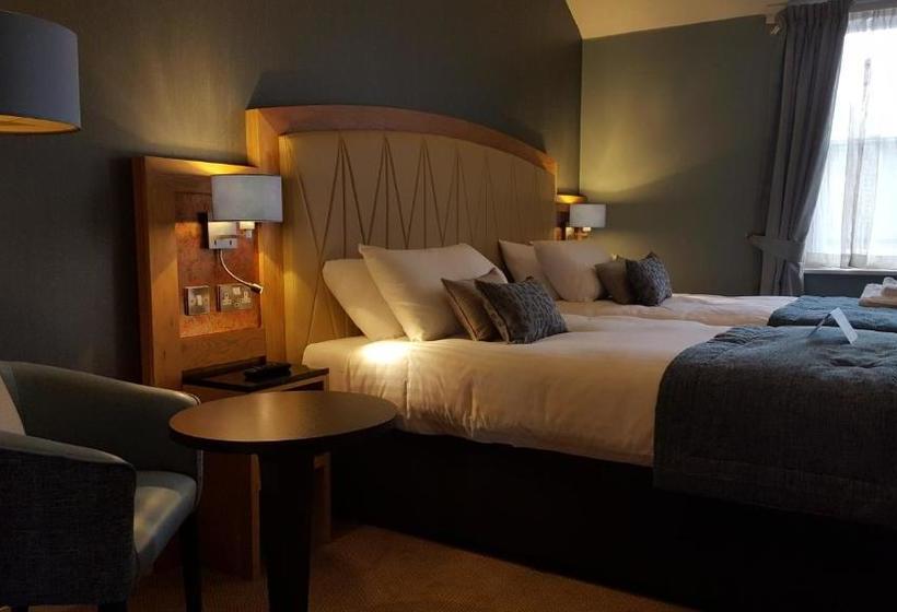 The Bull & Stirrup Hotel Wetherspoon