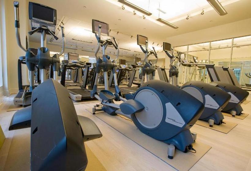 Griffin Hotel, An Official Colonial Williamsburg