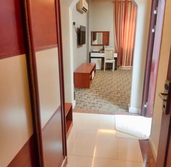 Grand Inn Hotel By Wanasa