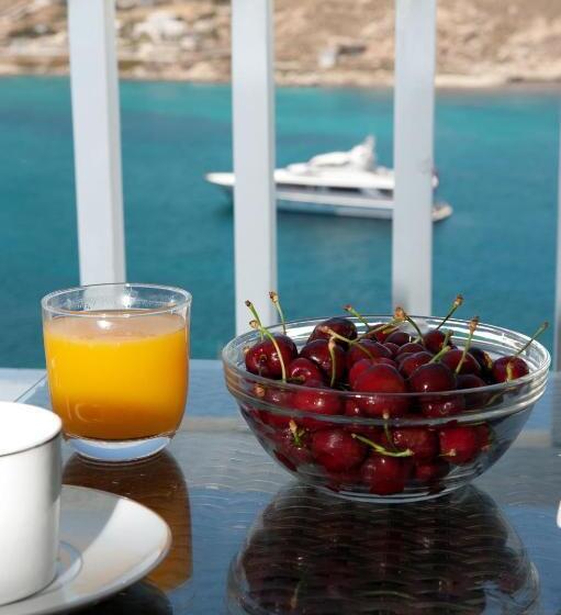 هتل Vana Holidays