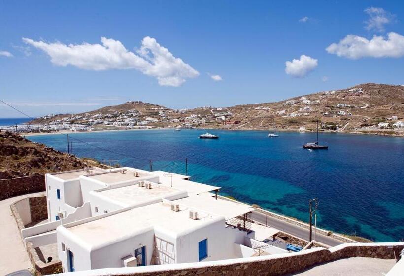 هتل Vana Holidays