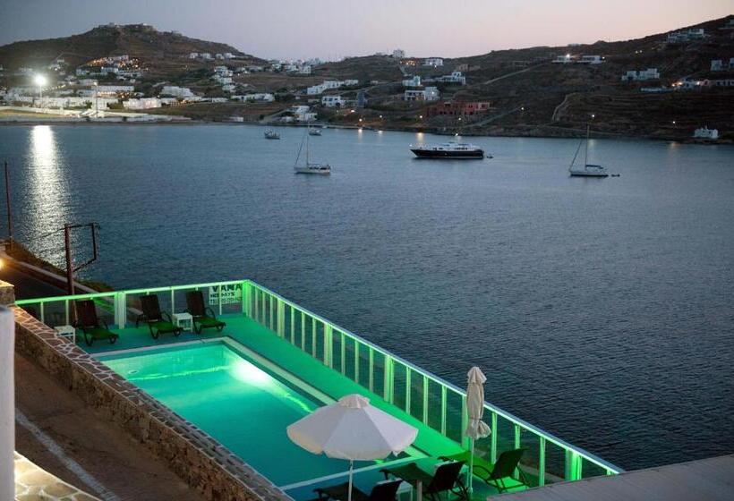 هتل Vana Holidays