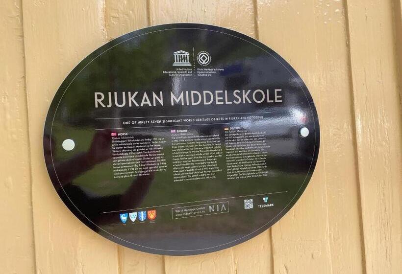 호스텔 Birkelunden Bed & Breakfast