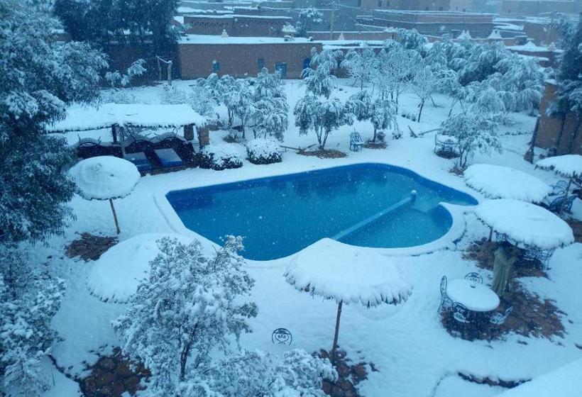 تختخواب و صبحانه Dar Mouna