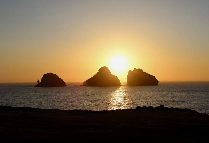 تختخواب و صبحانه Guesthouse árný
