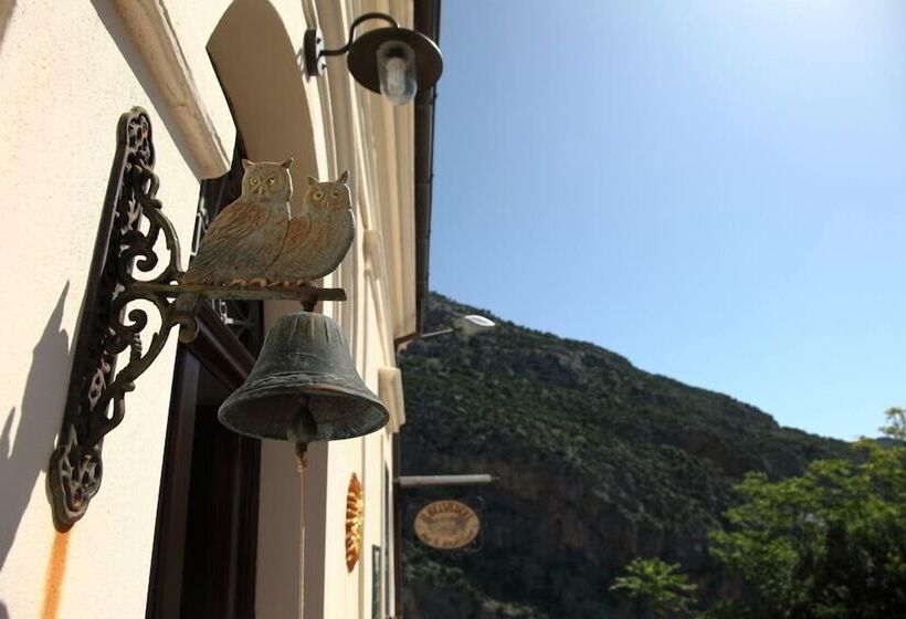 تختخواب و صبحانه Il Belvedere
