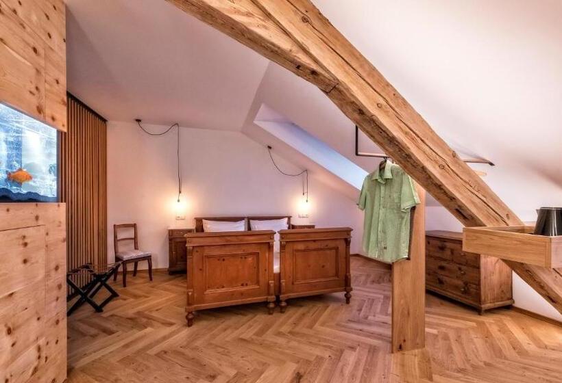 تختخواب و صبحانه Niedermairhof