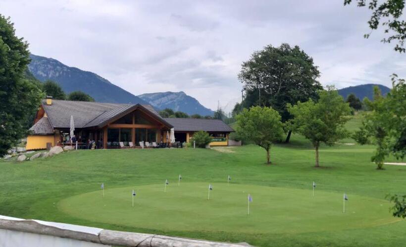 فندق Albergo Chalet Abete Rosso