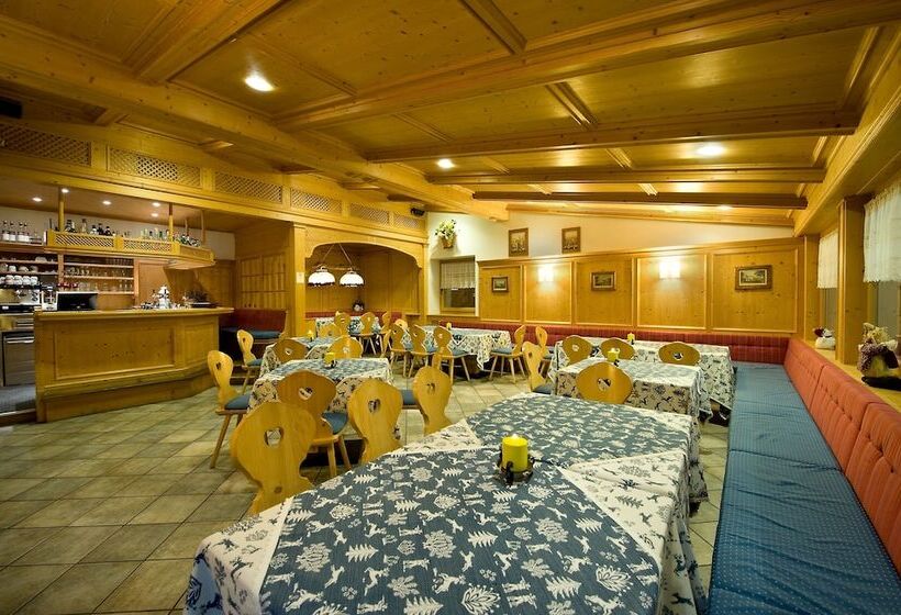 בית מלון כפרי Andossi