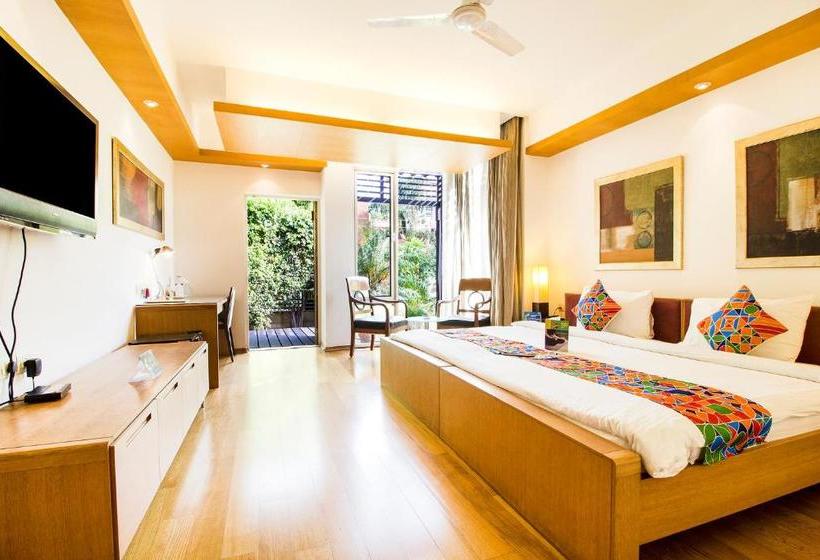 Отель Fab Raj Darbar Iffco