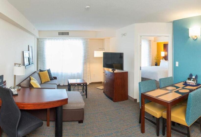 هتل Residence Inn By Marriott Moncton