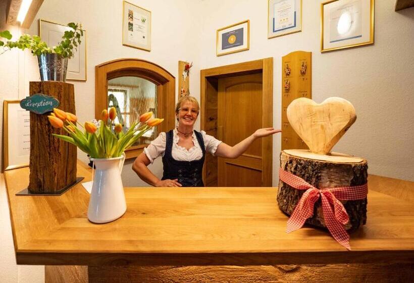 فندق & Restaurant Grüner Baum   Die Grüne Oase Am Feldberg