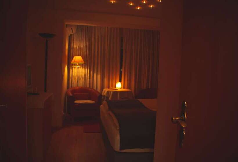 Отель Alpenrose