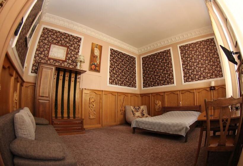 Orpheus Hostel