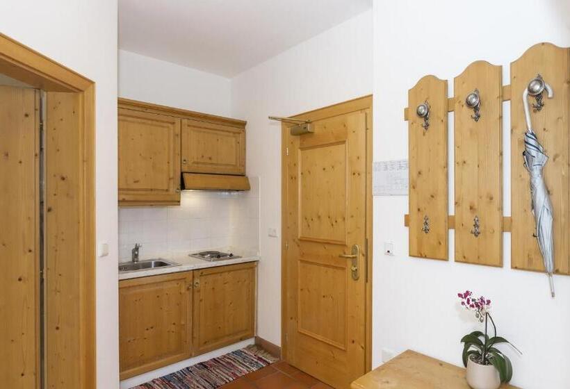 اقامتگاه Appartements Eppanerhof