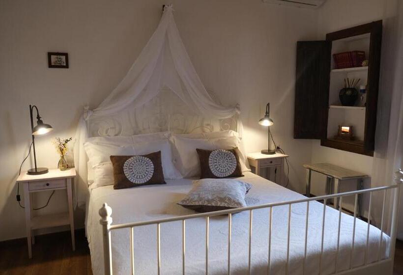 مبيت وإفطار Dimora Amina