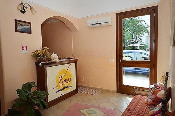 تختخواب و صبحانه Kimos