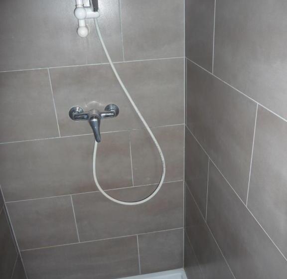 هتل Hôtel Les Eucalyptus