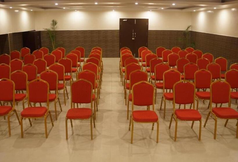 בית מלון כפרי Kani Residency