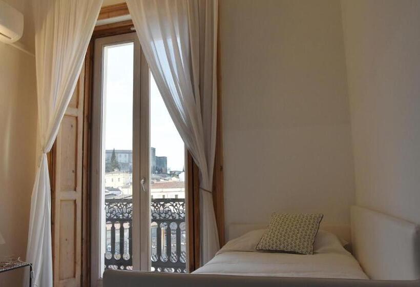 هتل La Casa Nel Borgo Antico