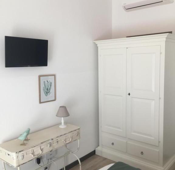 هتل La Casa Nel Borgo Antico