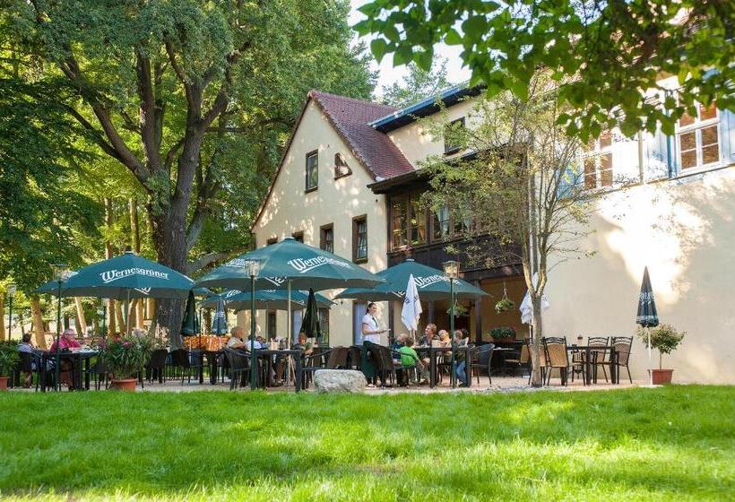 هتل Zum Herrenhaus