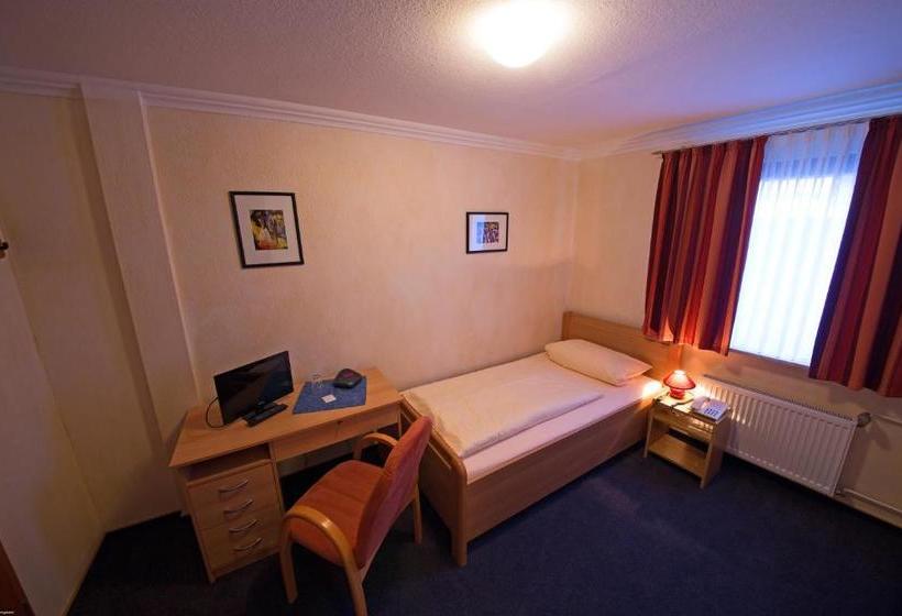 בית מלון כפרי Zur Loreley   Garni