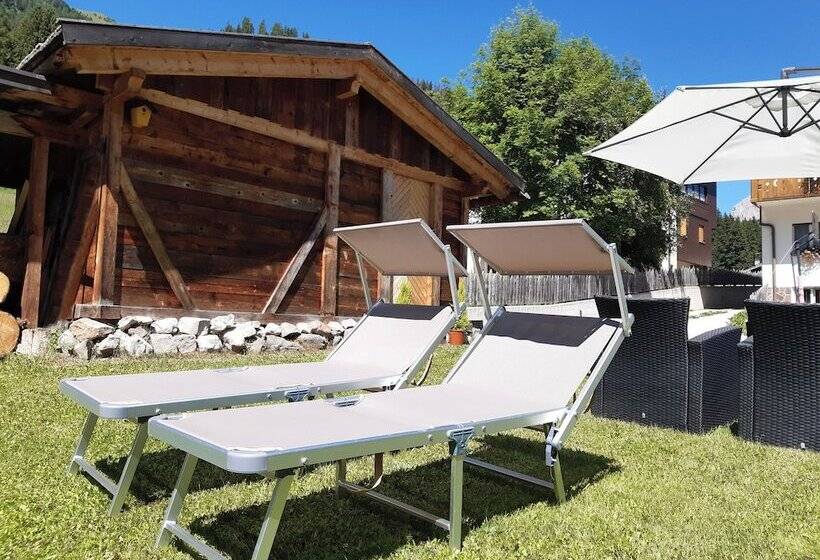 هتل Albergo Majorka