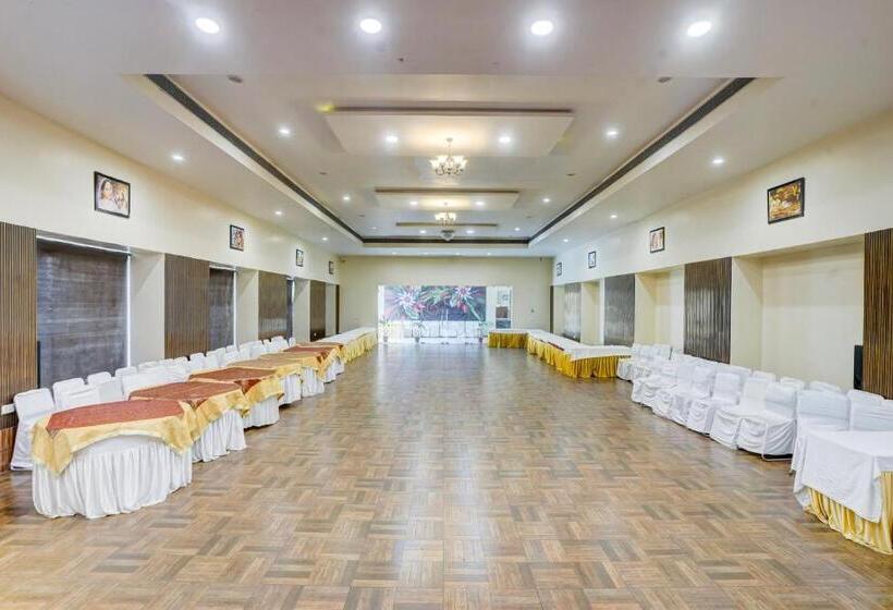 فندق Amrit Manthan