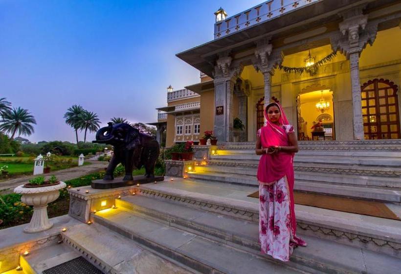 Hotel Dev Shree Deogarh