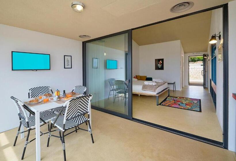 Petrantica Resort