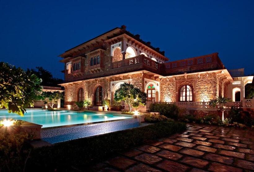 منتجع Khas Bagh
