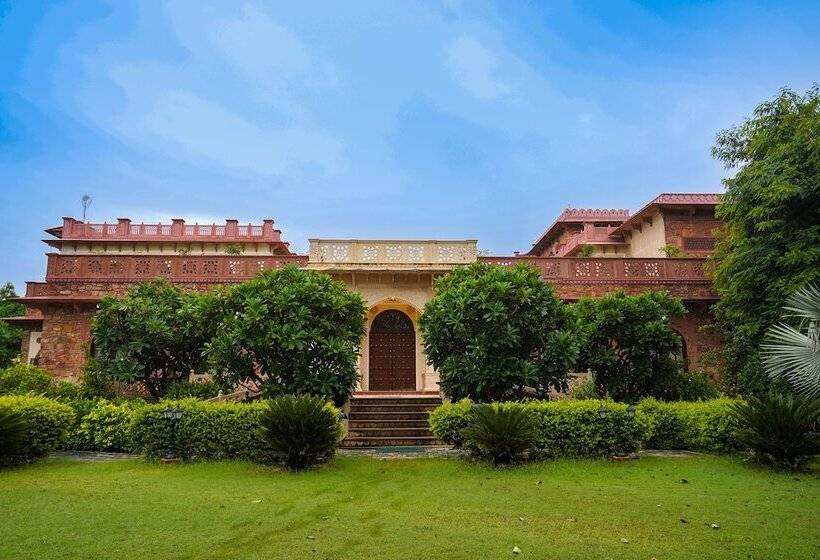 منتجع Khas Bagh