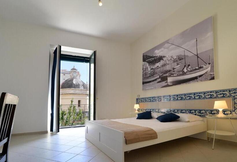 تختخواب و صبحانه Santi E Saraceni Rooms