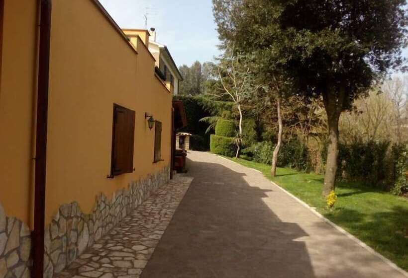 ベッドアンドブレックファースト Agriturismo Vallesessanta
