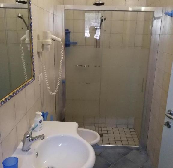 Bed And Breakfast Delfino Blu