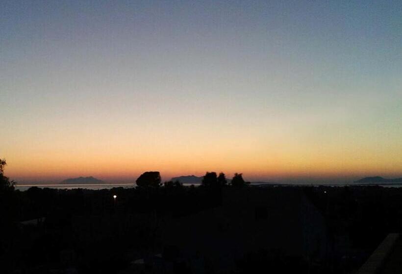 تختخواب و صبحانه Giardinello Stagnone Sunset
