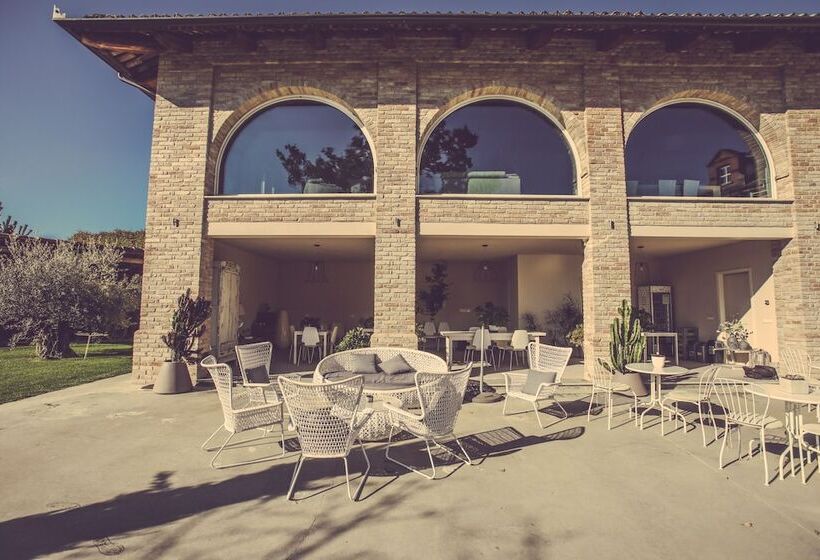 تختخواب و صبحانه Langhe Country House