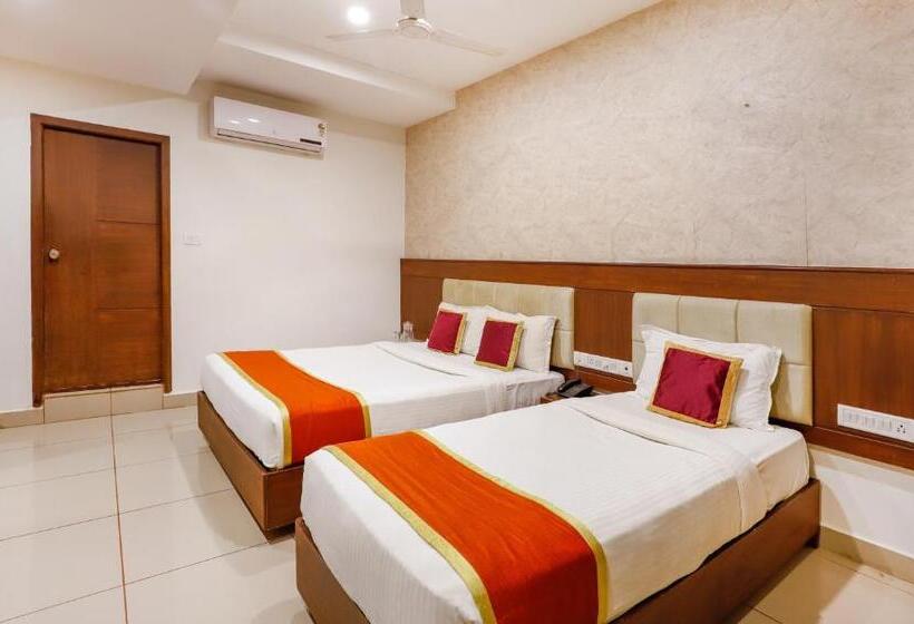 هتل The Mount City Near Us Consulate