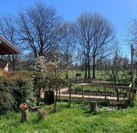 هاستل Cascina Bellaria