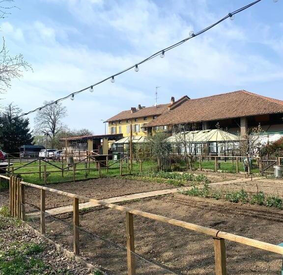 هاستل Cascina Bellaria