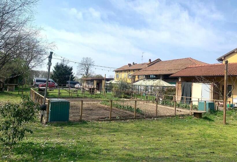 هاستل Cascina Bellaria