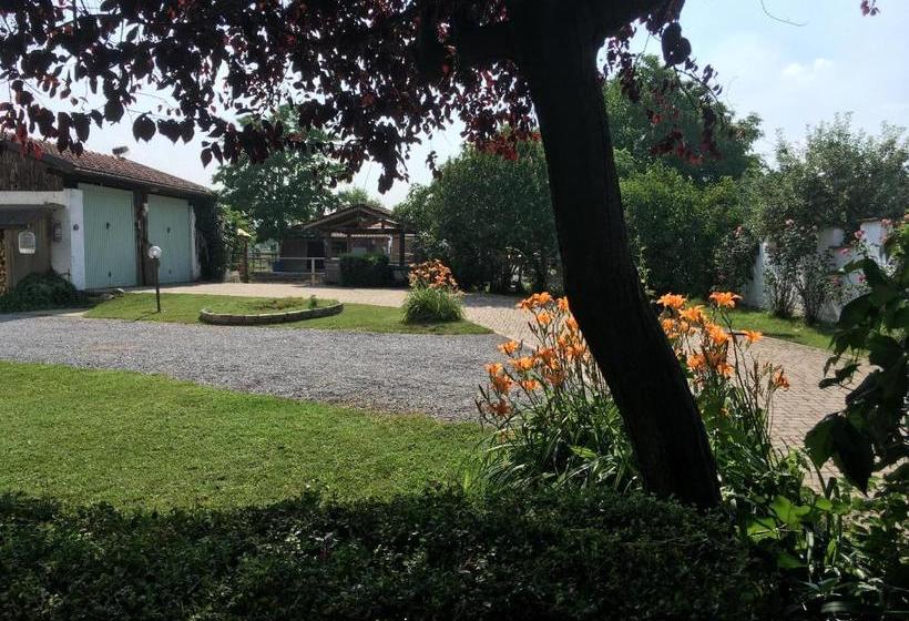 B&b Cm Ranch