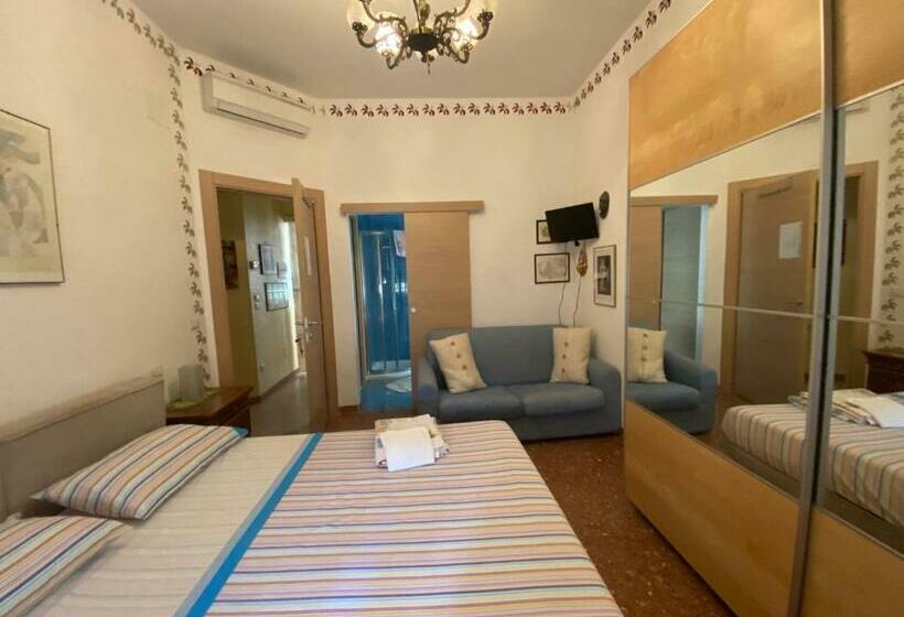 تختخواب و صبحانه Casa Riri