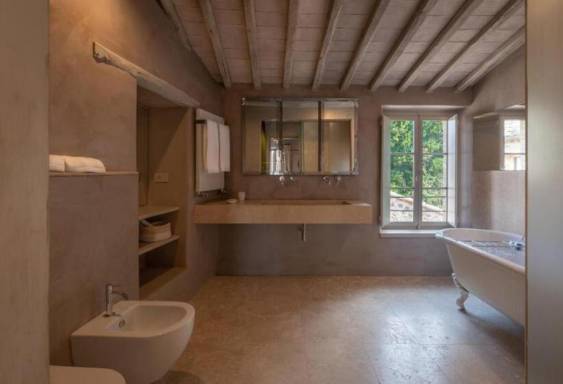 تختخواب و صبحانه Drogheria E Locanda Franci