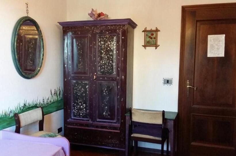 مبيت وإفطار Il Nido Del Pettirosso